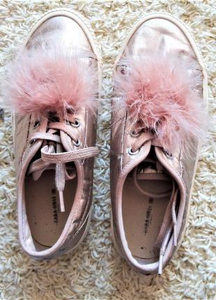 Дуже стильні кеди zara girls р. 35-21см устілка