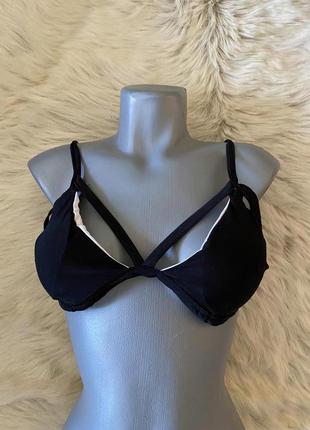 Верх від купальника-бікіні з портупеєю