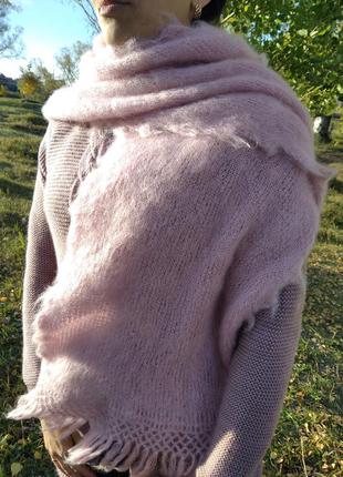 Вязаный розовый шерстяной шаль из козьего пуха ручной работы7 фото