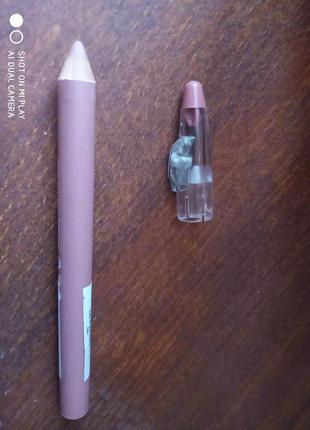 Нюдовый матовый карандаш для губ