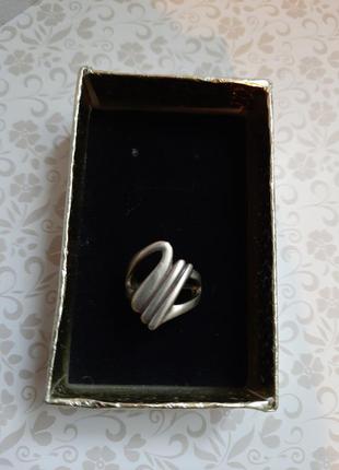 Серебрянное кольцо