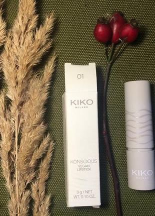 Нюдовая помада  kiko milano konscious vegan creamy lipstick2 фото