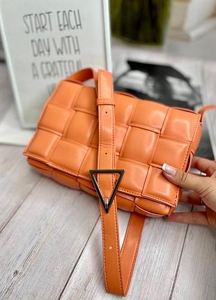 Стильная сумка через плечо