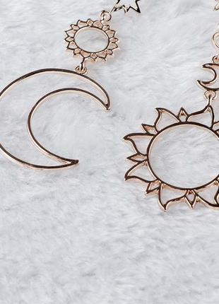 Красиві жіночі сережки "сонце і місяць" під золото8 фото