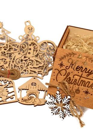 Подарунковий набір дерев'яних, новорічних ялинкових іграшок 10 шт в горіховій коробці + прикраса на ялинку3 фото