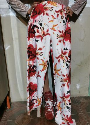 Трикотажные плотные брюки штаны высокая посадка стрейч прямые широкие в принт цветы лилии розы2 фото