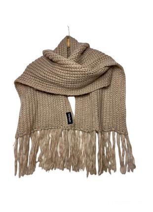 Длинный тёплый зимний шарф