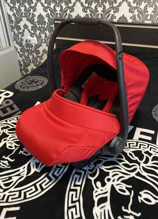 Автокрісло