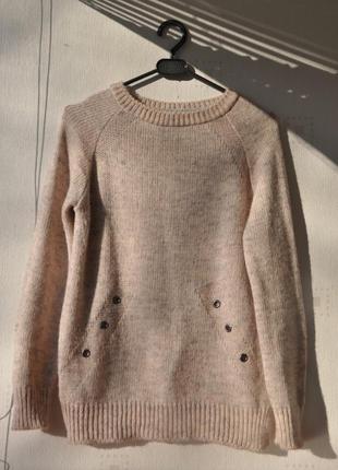 Ніжний светрик