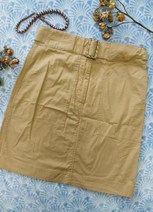 Класна спідниця з кишенями