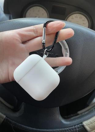 Чехол с карабином air pods 1,2 4