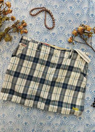 Спідниця в клітинку