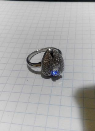 Серебряное кольцо с фианитами в форме листа 17,5 размер8 фото