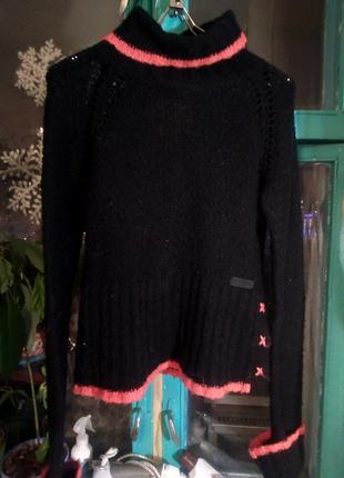Оригинальный свитер марки axara