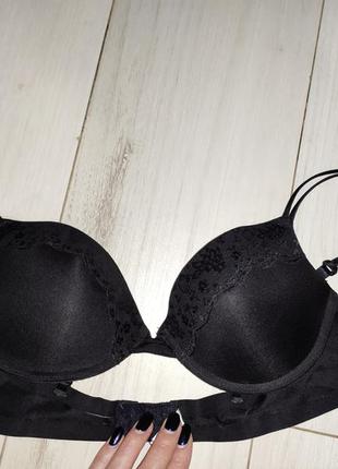 Бюстгальтер