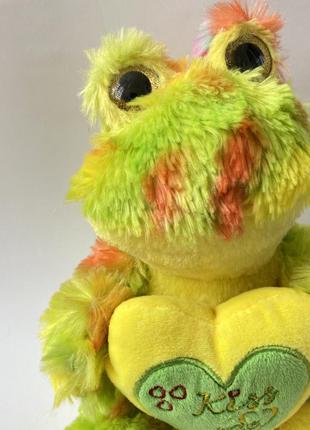 М'яка плюшева іграшка жабка з сердечком2 фото