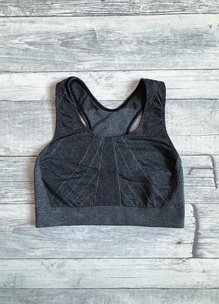 Спортивний топ hema