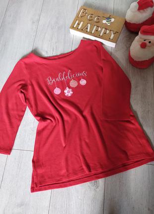 Кофта, світер з новорічними кулями.