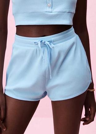 Продам шорти zara