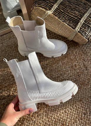 Ботинки челси chelsea 🌾 белый питон дизайнерские осень или зима1 фото