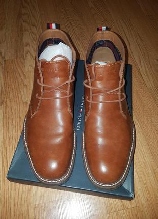 Чоловічі черевики tommy hilfiger gervis chukka boots1 фото