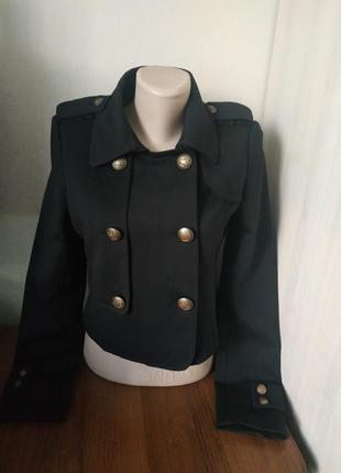 Жіноча куртка/коротке пальто avant remiere