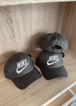 Кепка бейсболка тракер черная чорна найк nike найки