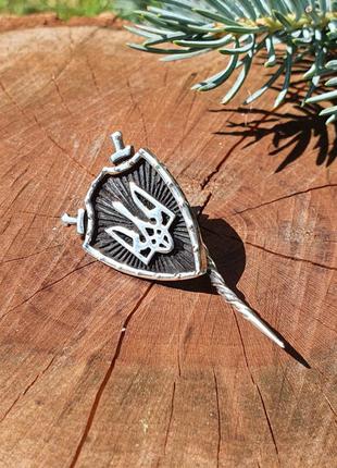 Значок на піджак з гербом україни