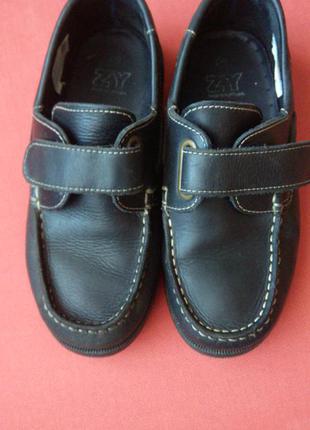 Туфлі,макасіни