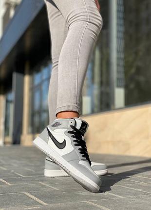 Кроссовки женские найк nike air jordan retro 1