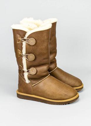 Фирменные высокие уги на овчине ugg.теплые зимние ботинки