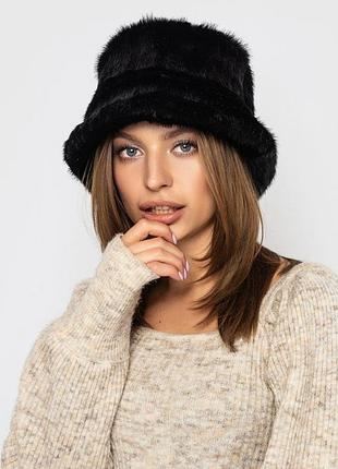 Панамка из эко меха черного цвета