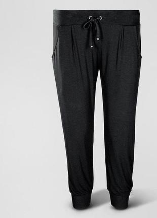 Женские трикотажные капри от тсм tchibo, размер евро 36-38