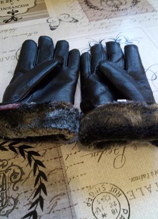 Чоловічі шкіряні рукавички.1 фото