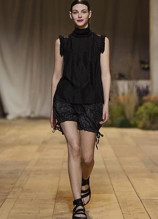 Шорты из жатого нейлона от h&m studio s/s 2017