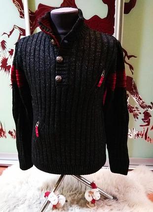 Отличный теплый шерстяной свитер mizera