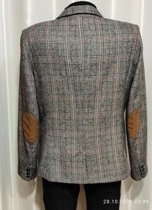 Дуже класний піджак