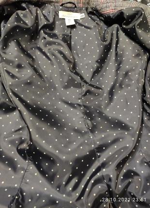 Дуже класний піджак