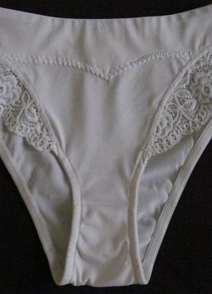 Білі трусики розмір s - м