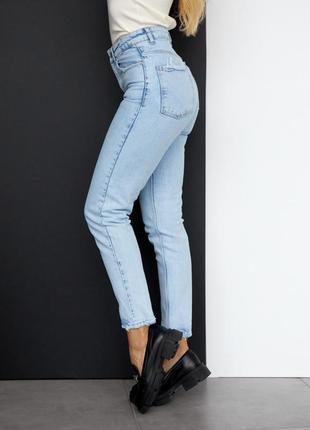 Джинси мом женские mom fit голубие