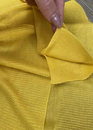Легкий жовтий джемпер вільного крою4 фото