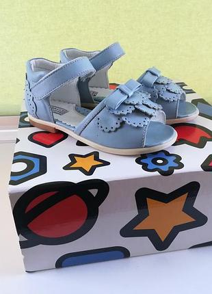 Босоніжки сандалі з натуральної шкіри