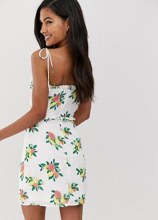 Платье asos в фруктовый принт со шнуровкой спереди2 фото