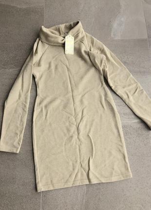 Платье из трикотажа