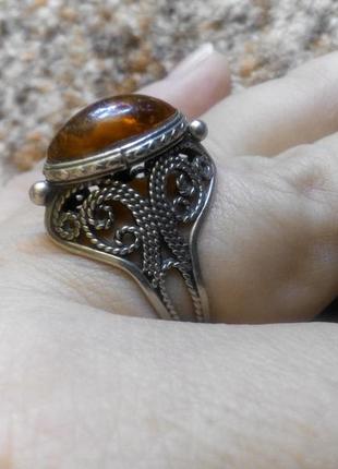 Янтарь мельхиоровое кольцо с янтарем винтаж 60гг ссср