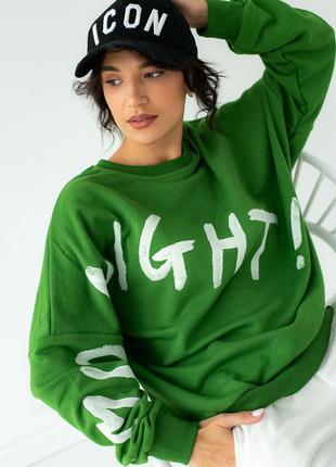 Стильний жіночий світшот вільного фасону з оригінальним принтом