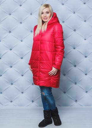 Пальто жіноче плащевое зимовий червоне