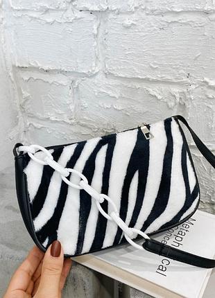 Плюшева сумочка з ланцюжком зебра