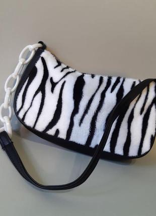 Плюшева сумочка з ланцюжком зебра9 фото