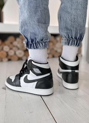 Jordan 1 retro high patent black white кросівки кросівки4 фото